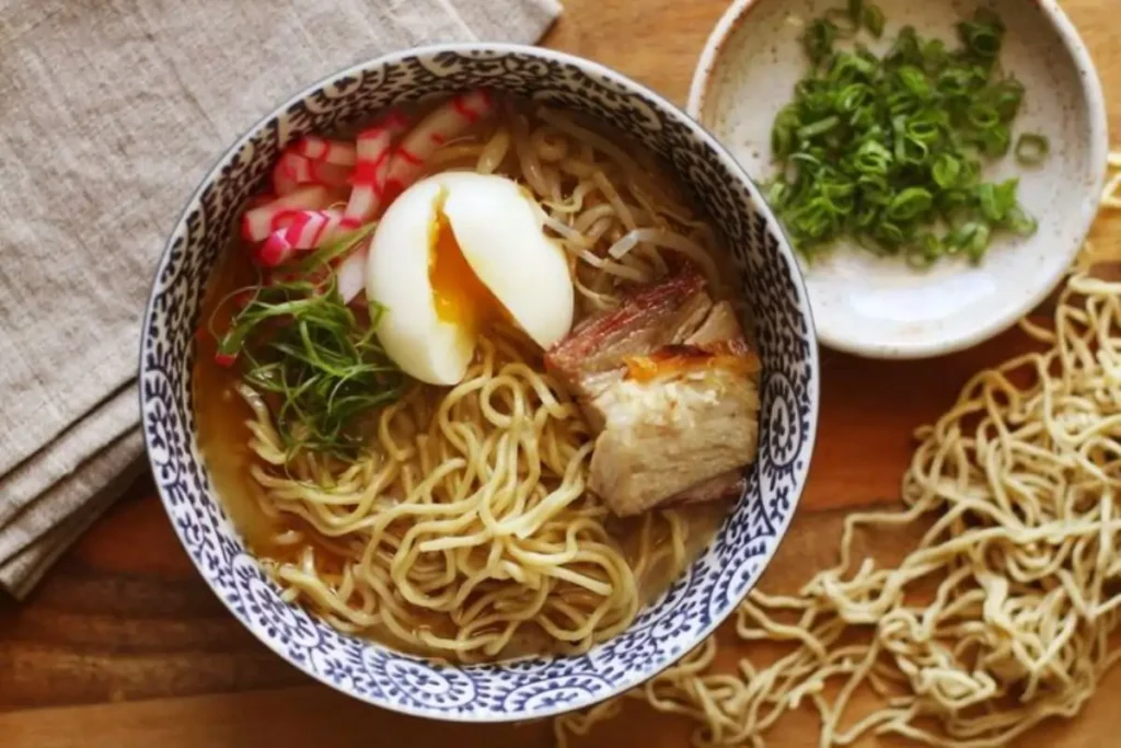 Saimin-Noodles