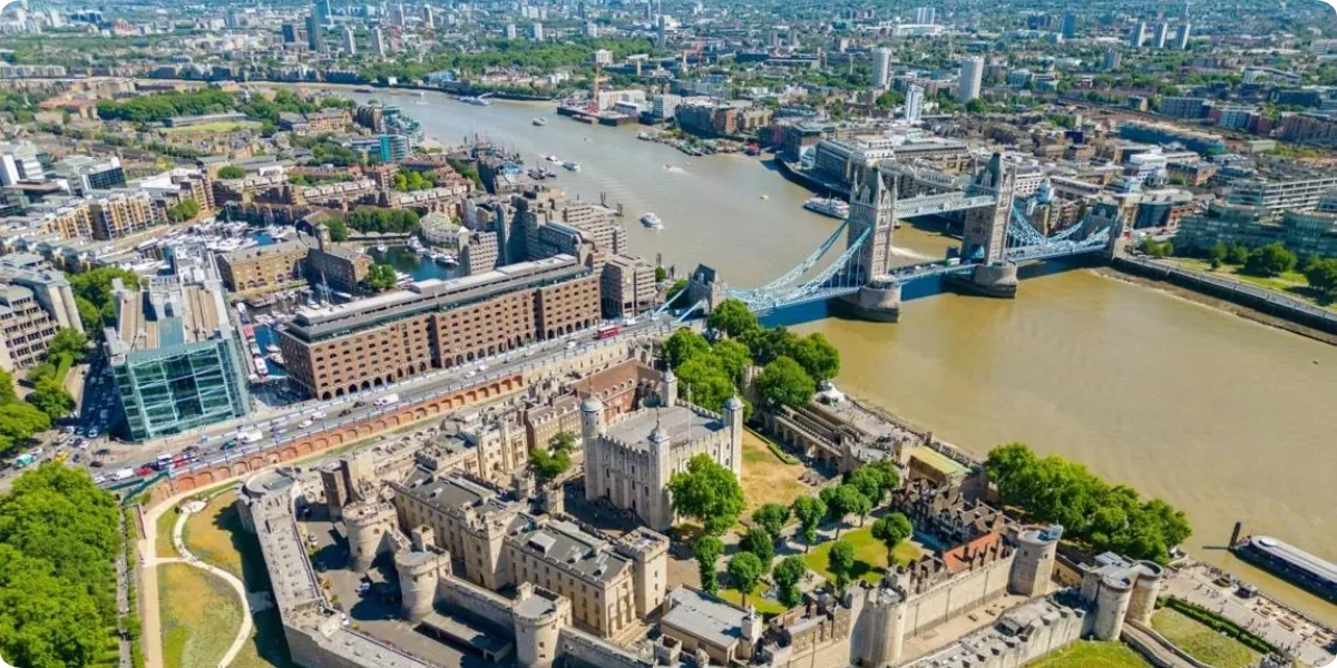 Tower of London and nearby Tower Bridge attractions