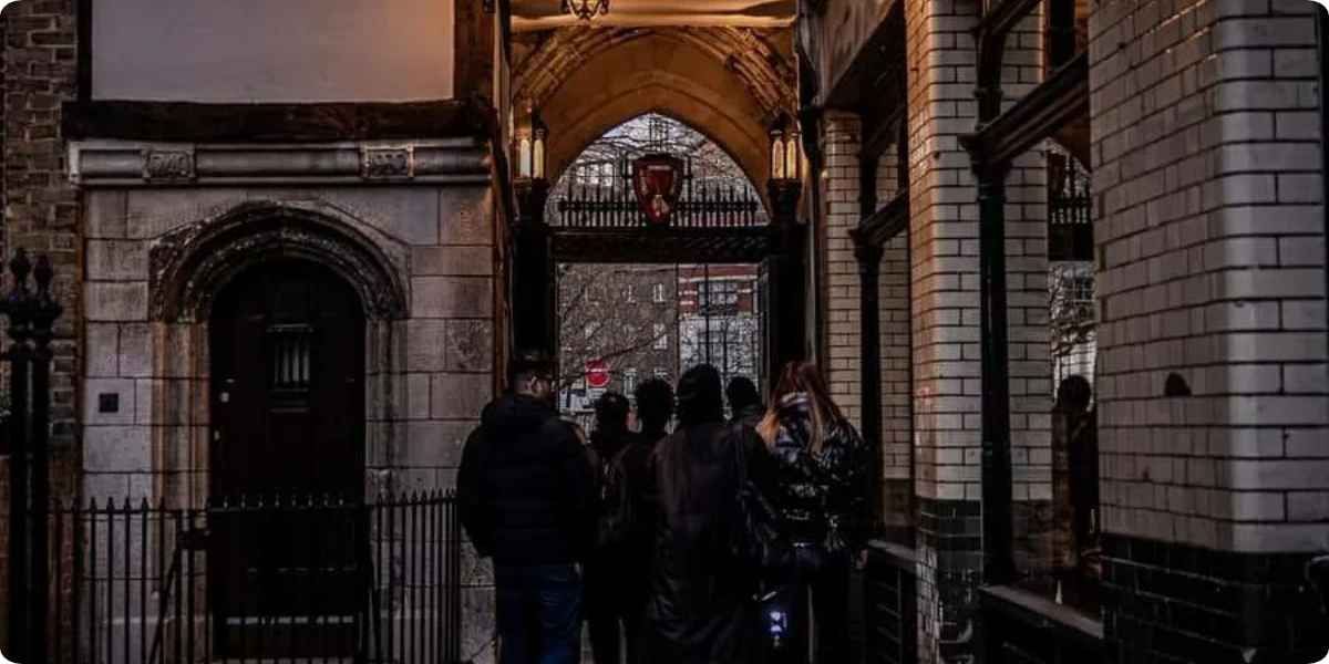 Historic London street at night suitable for a ghost walking tour