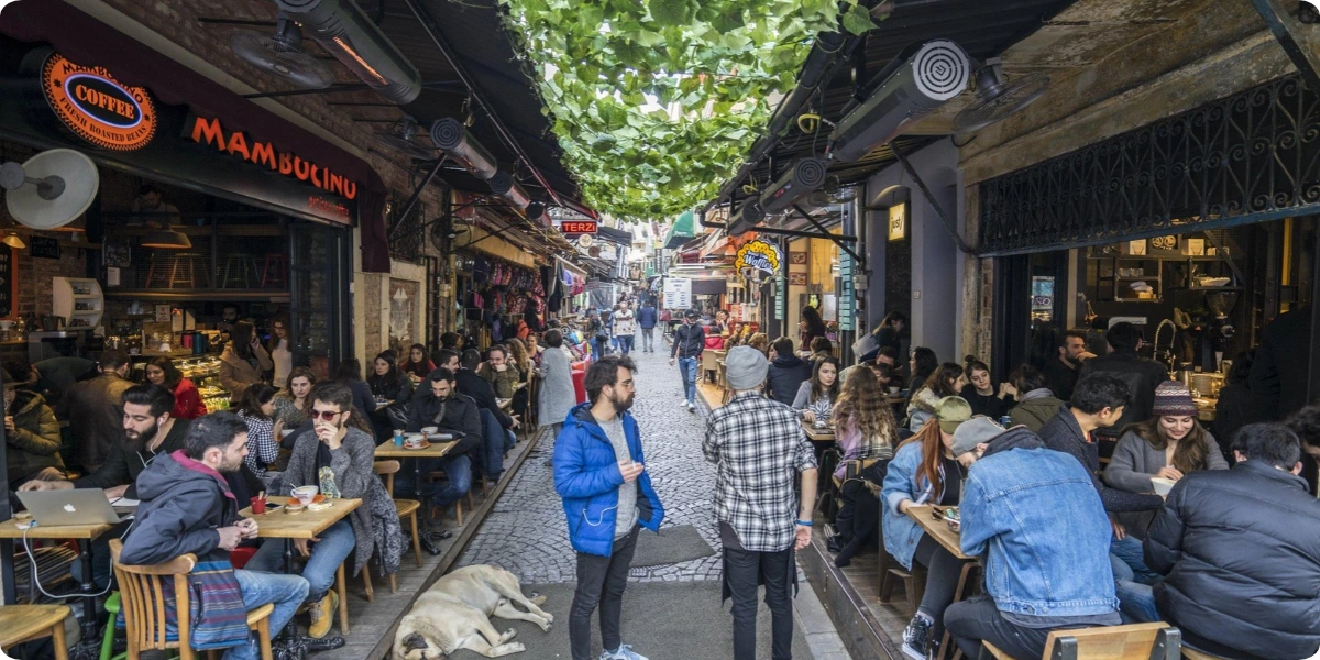 Local food shops and cafés in Beşiktaş, Istanbul.